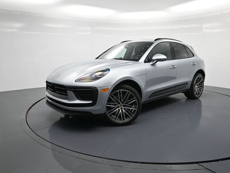 2026 Porsche Macan SUV