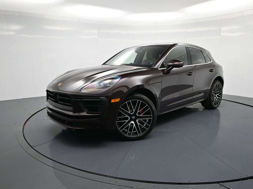 2026 Porsche Macan S's photo