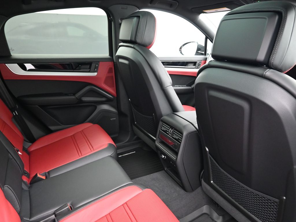2026 Porsche Cayenne Coup Base - Photo 7