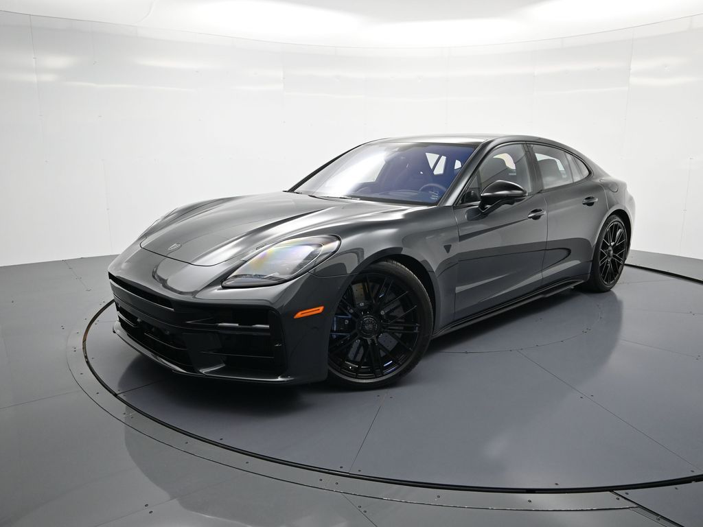2026 Porsche Panamera Turbo S E-Hybrid's photo