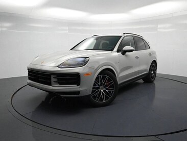 2025 Porsche Cayenne E-Hybrid S SUV