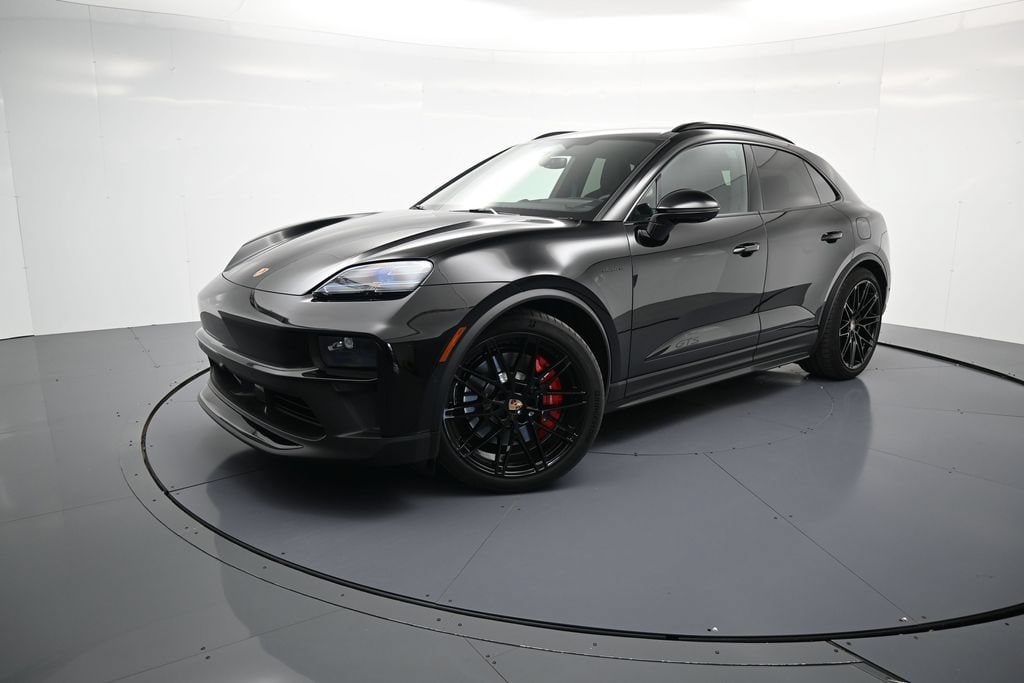 2026 Porsche Macan