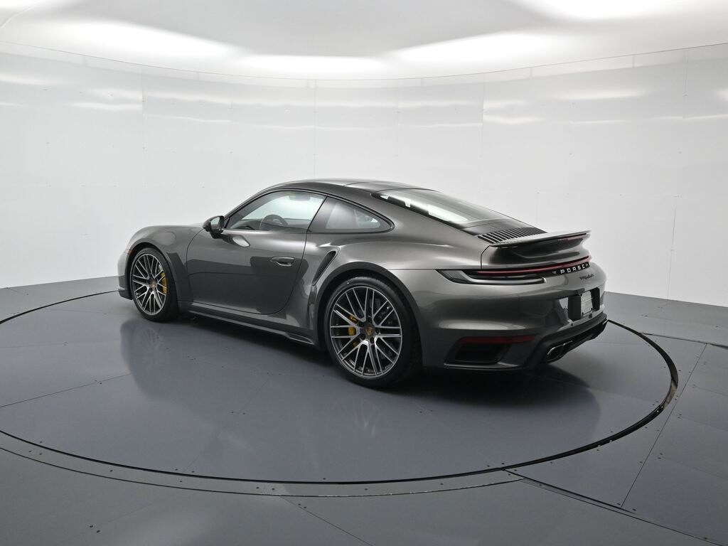 2021 Porsche 911 Turbo S photo 3