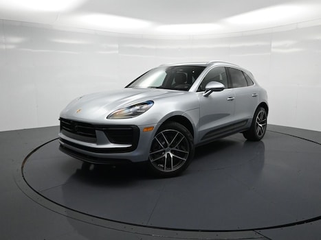 2026 Porsche Macan SUV