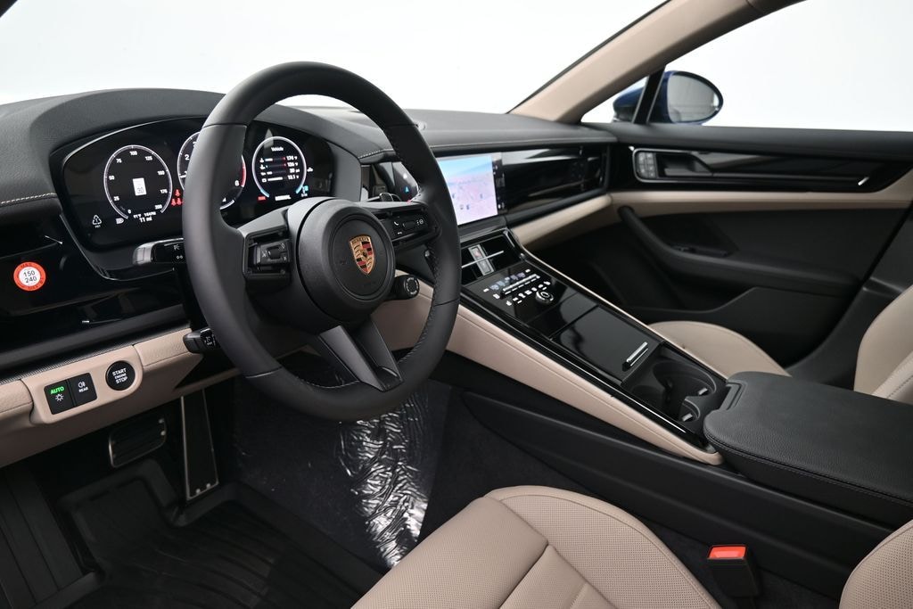 New 2026 Porsche Panamera 4 Hatchback