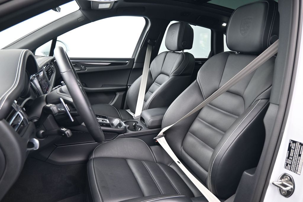 2026 Porsche Macan S - Photo 29