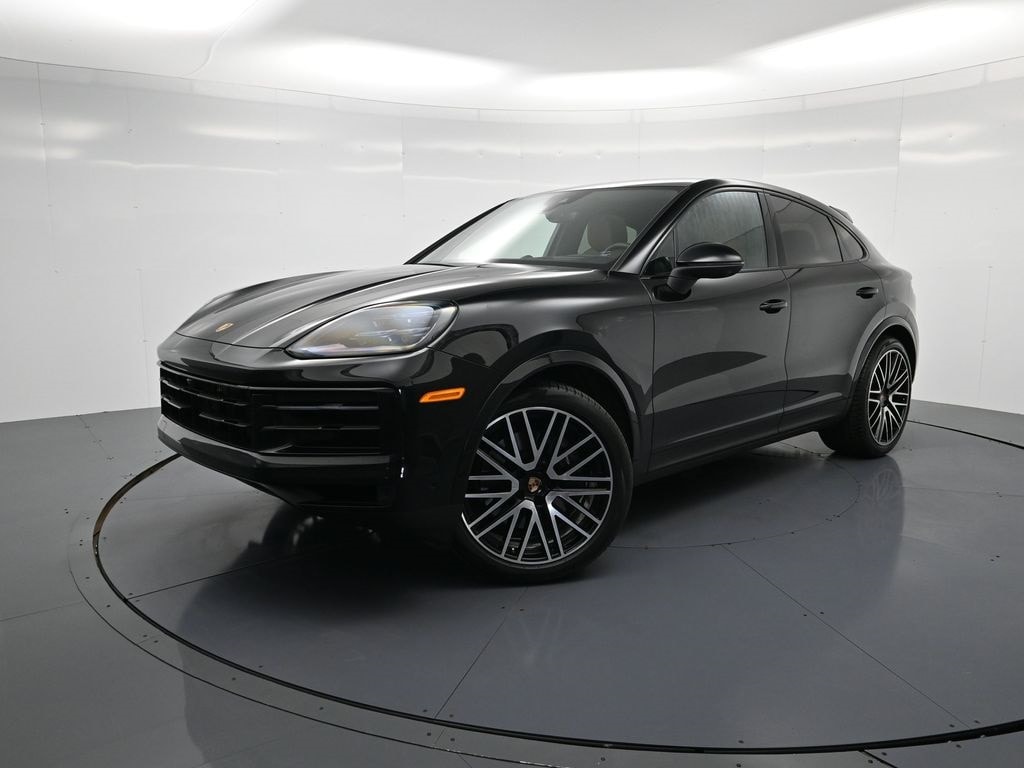 2025 Porsche Cayenne Coup Base's photo