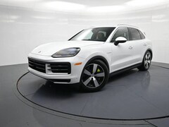 2026 Porsche Cayenne E-Hybrid S SUV