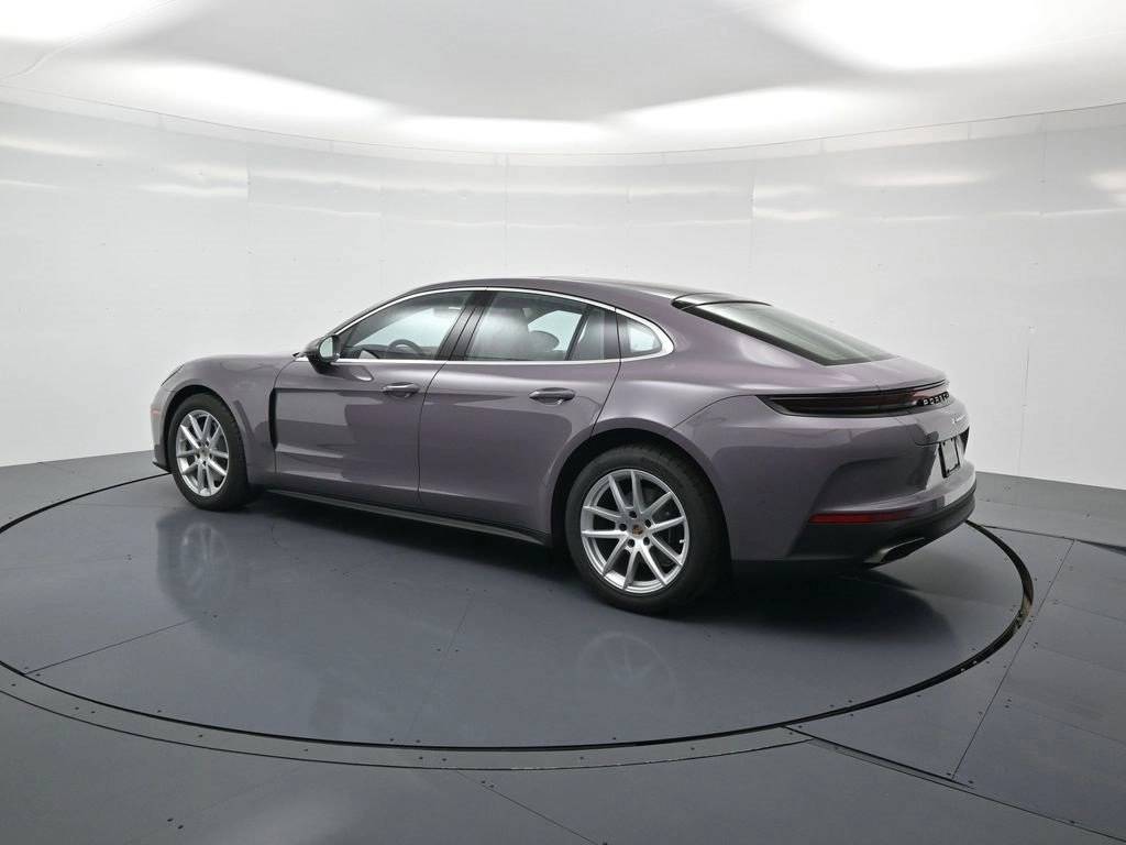 2026 Porsche Panamera 4 photo 3