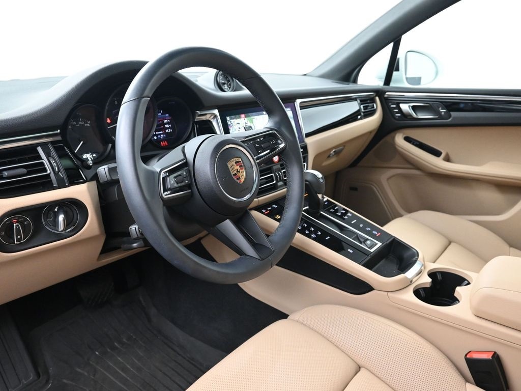 Certified 2025 Porsche Macan SUV