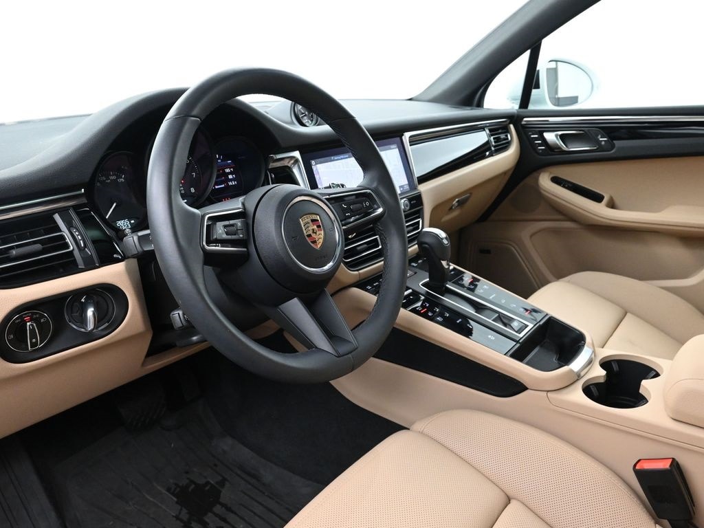 Certified 2025 Porsche Macan SUV