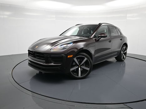 2026 Porsche Macan SUV