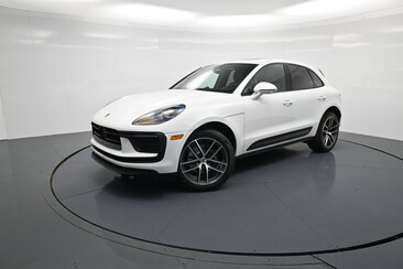 2026 Porsche Macan SUV