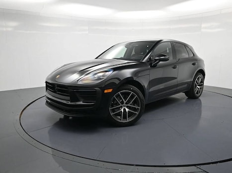 2026 Porsche Macan SUV