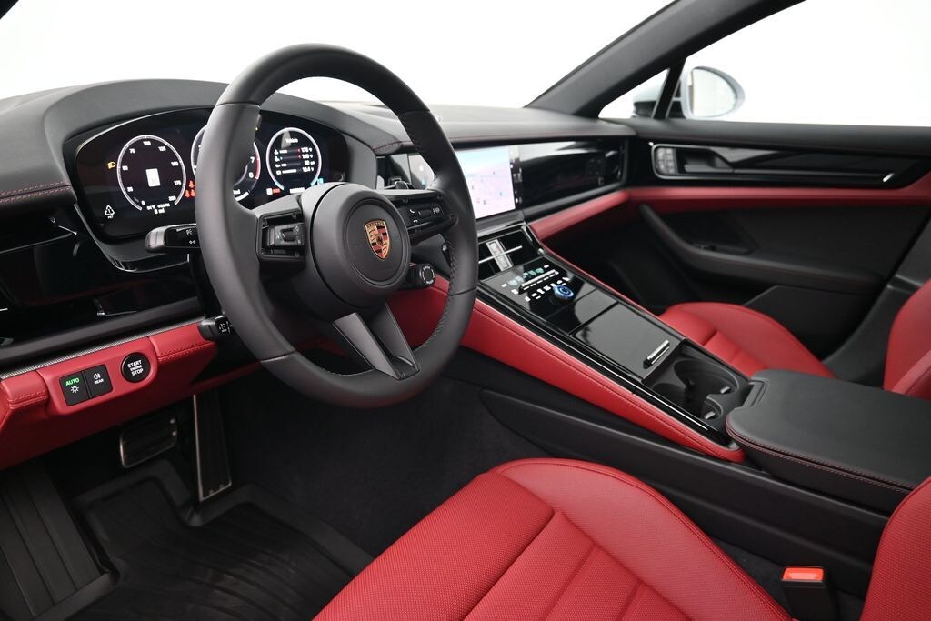 New 2026 Porsche Panamera 4 Hatchback