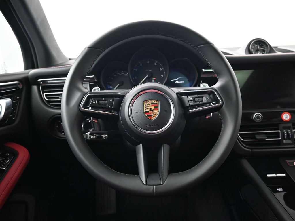2026 Porsche Macan Base - Photo 13
