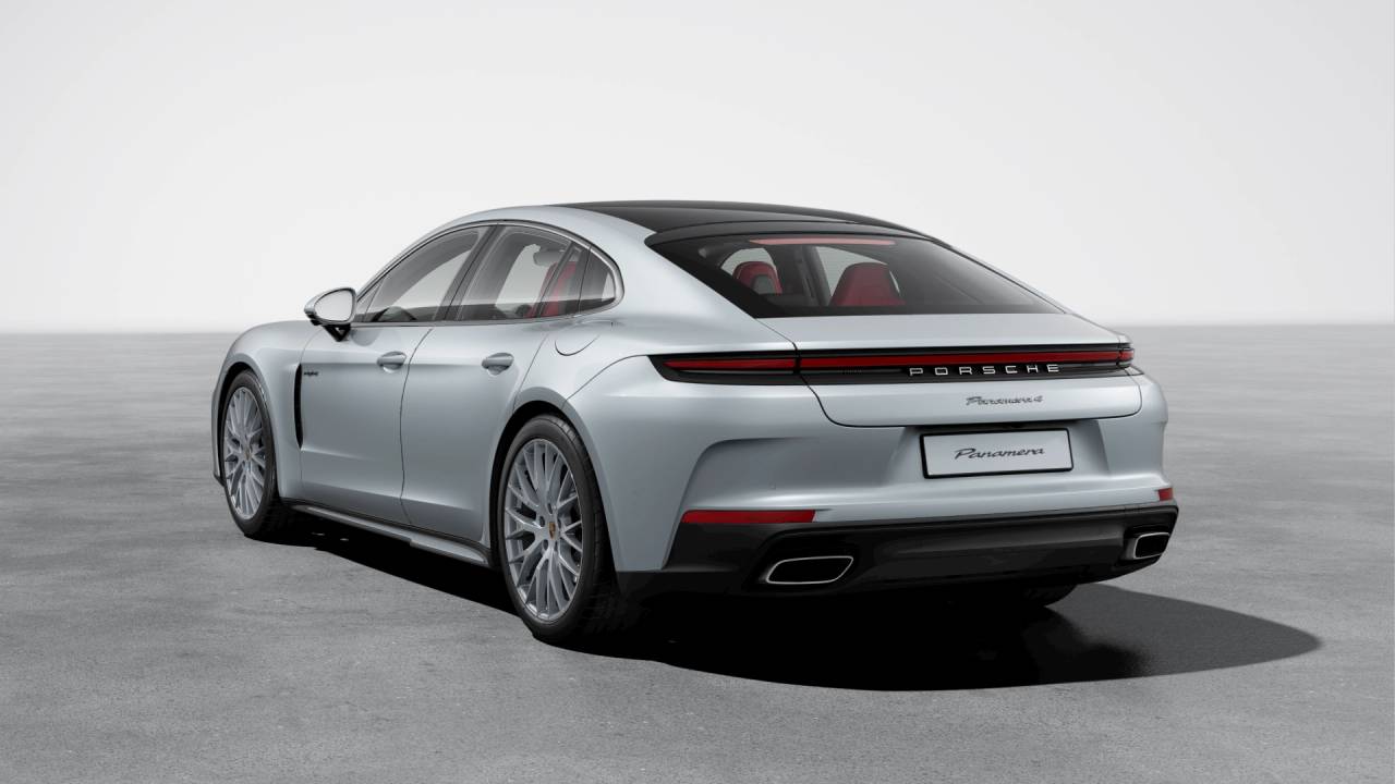 2026 Porsche Panamera 4 E-Hybrid photo 3