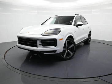 2025 Porsche Cayenne E-Hybrid SUV