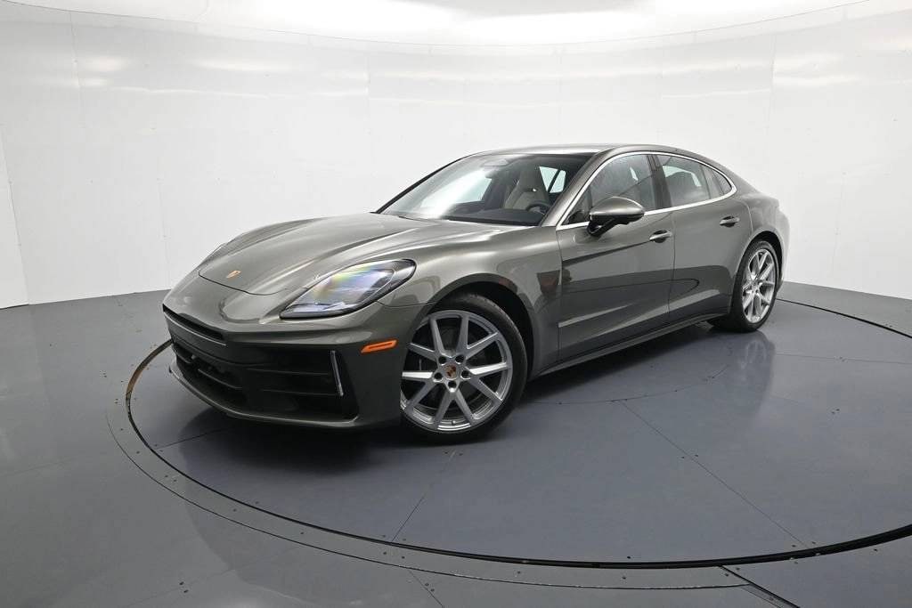 New 2026 Porsche Panamera 4 Hatchback
