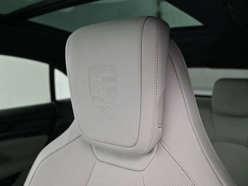 2026 Porsche Macan Base - Photo 20