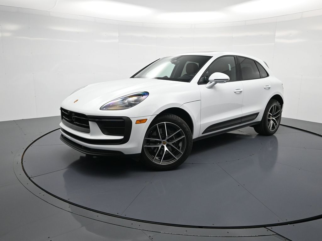 2026 Porsche Macan