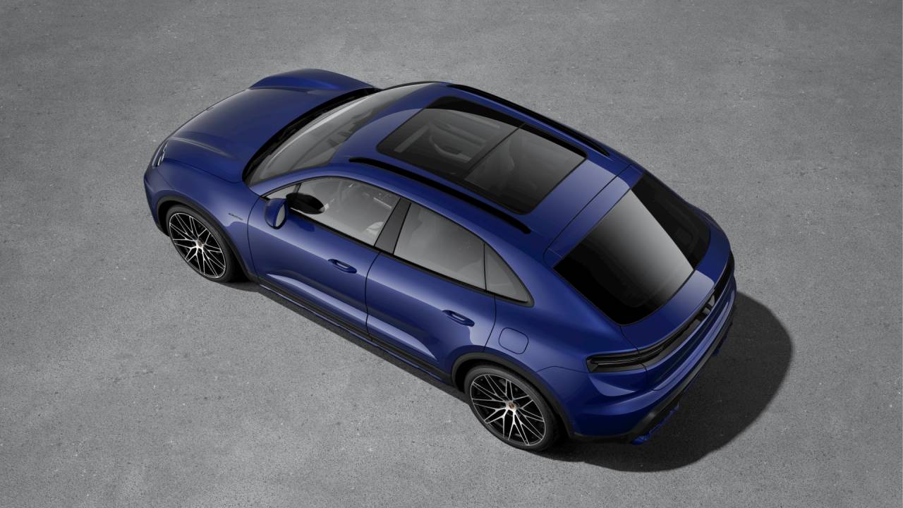 2026 Porsche Macan Electric photo 4