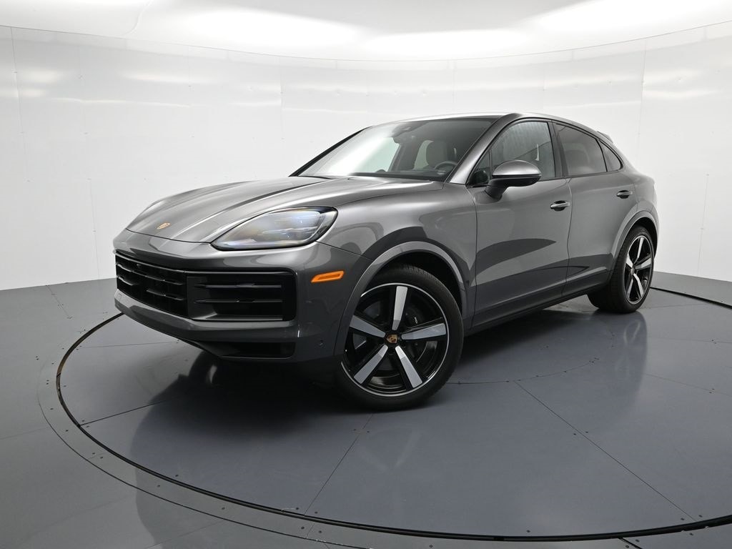 2025 Porsche Cayenne Coup Base's photo