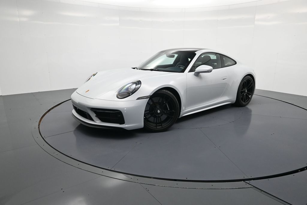 2024 Porsche 911 Carrera 4 GTS Coupe's photo