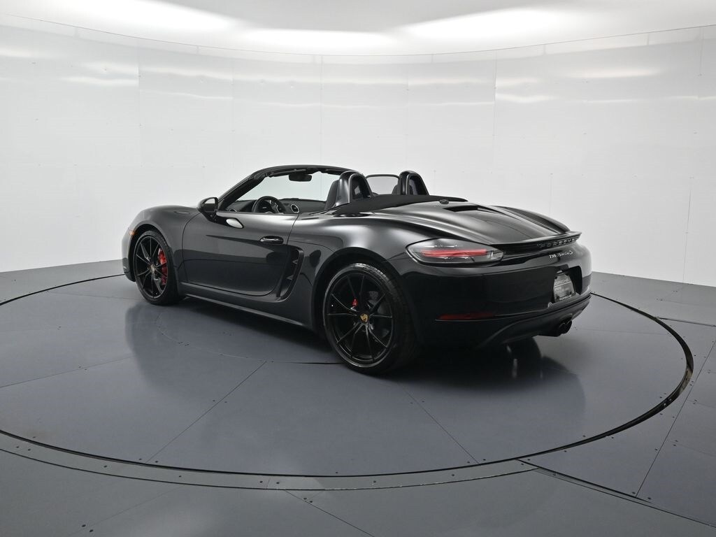 2024 Porsche Boxster S photo 3