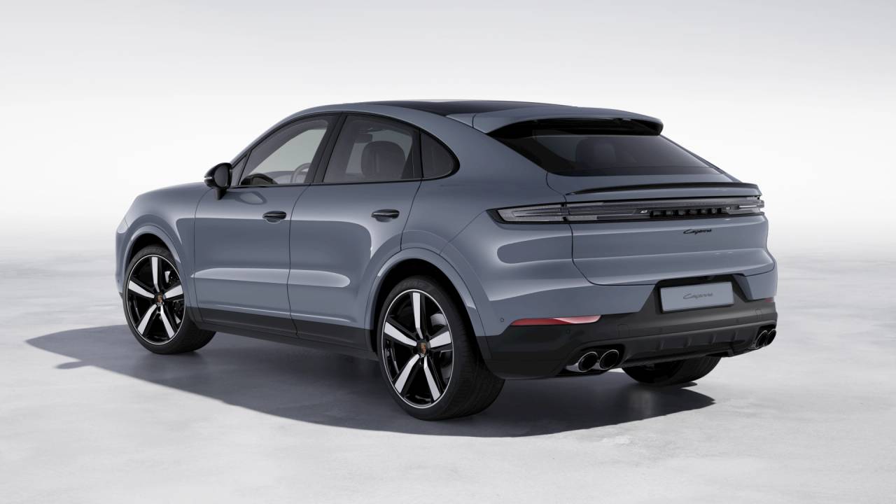 2026 Porsche Cayenne Coupe photo 3