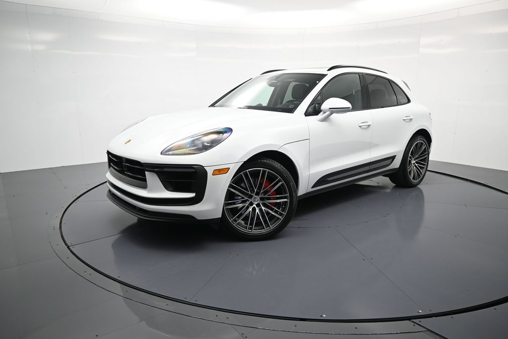 2026 Porsche Macan