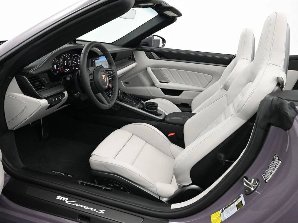 2026 Porsche 911 S Cabriolet photo 4