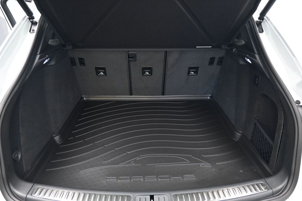 2026 Porsche Macan S - Photo 30