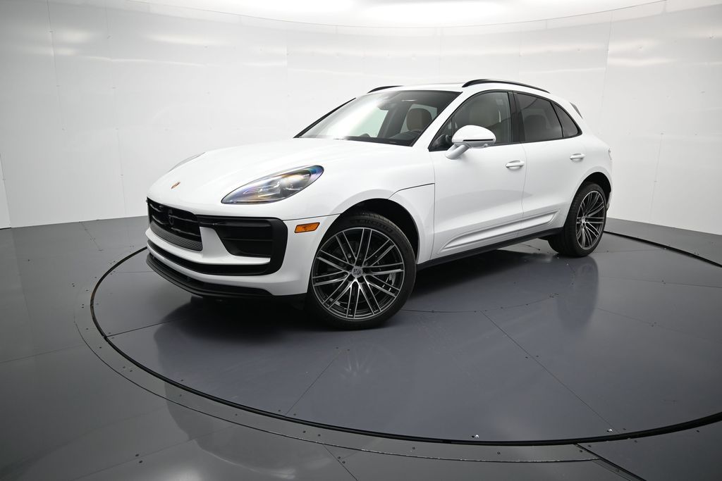 2026 Porsche Macan