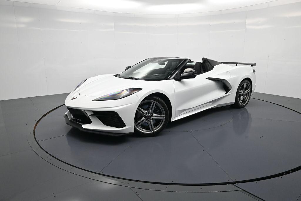 2026 Chevrolet Corvette Stingray Convertible 2LT's photo