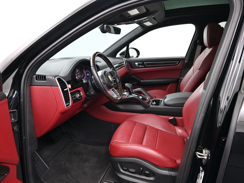 Certified 2023 Porsche Cayenne Platinum Edition SUV