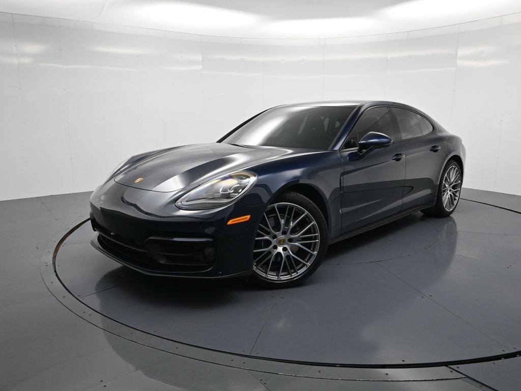 2023 Porsche Panamera Platinum Edition