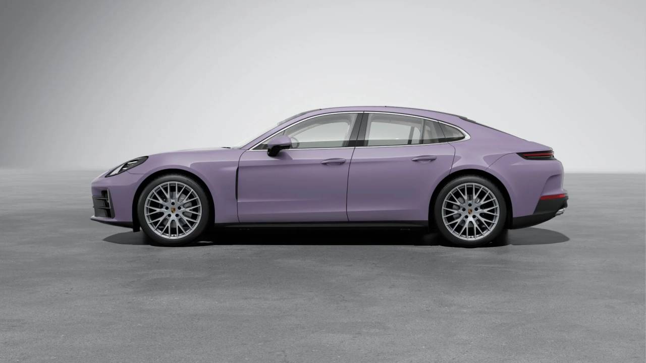 2026 Porsche Panamera 4 photo 2