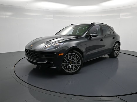 2021 Porsche Macan Turbo SUV