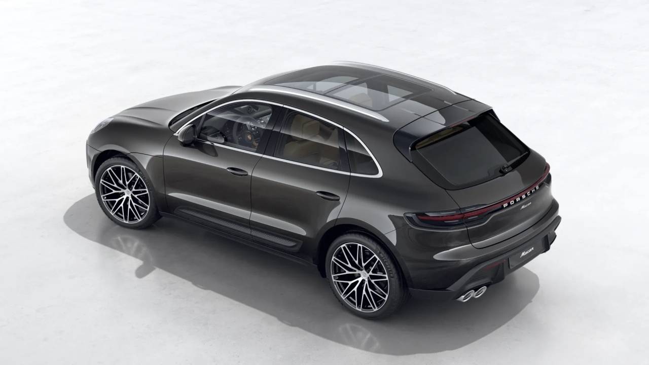2026 Porsche Macan T photo 4