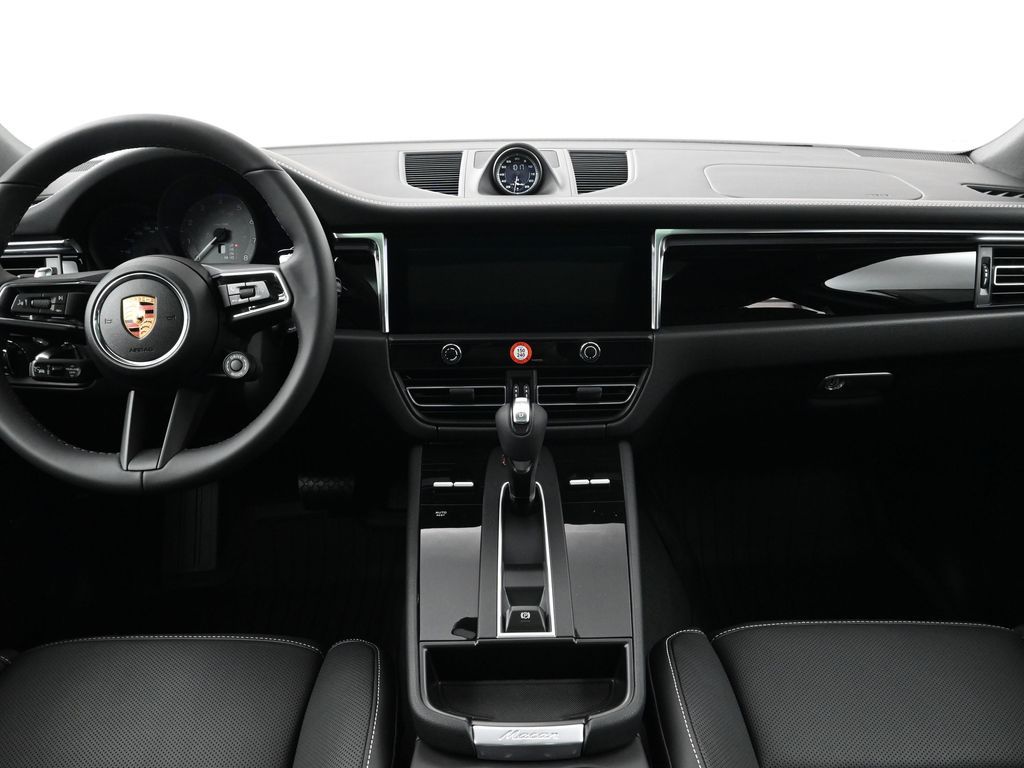2026 Porsche Macan S - Photo 9