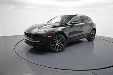 2026 Porsche Macan SUV