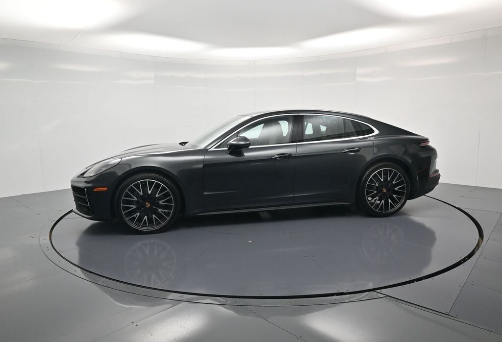 New 2026 Porsche Panamera 4 Hatchback