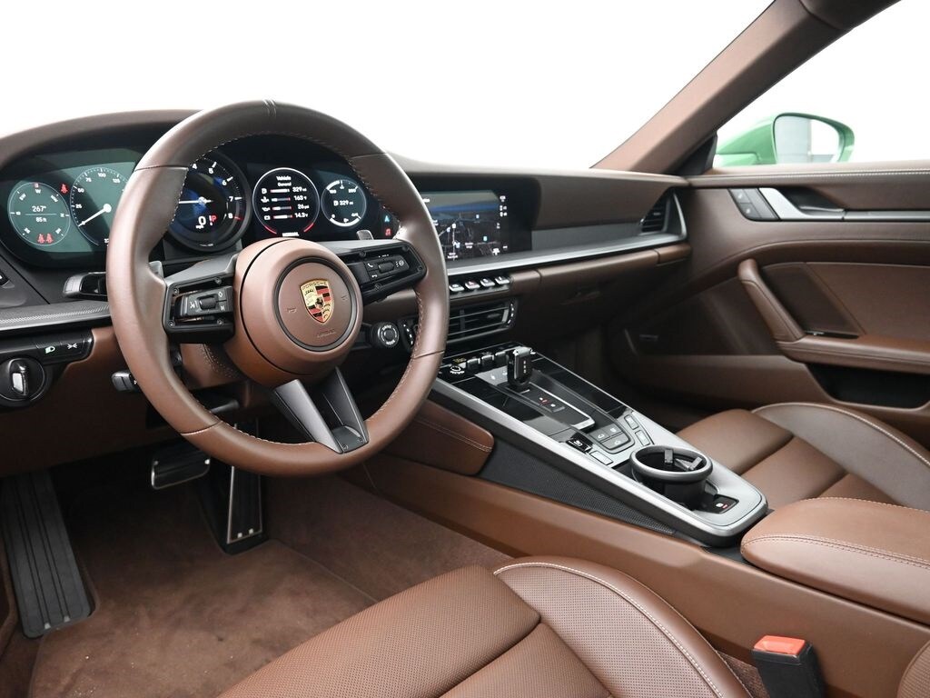 2024 Porsche 911 S photo 4