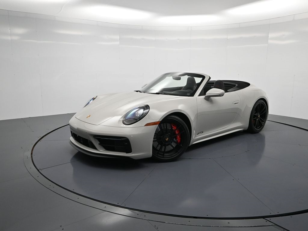 2022 Porsche 911 GTS's photo