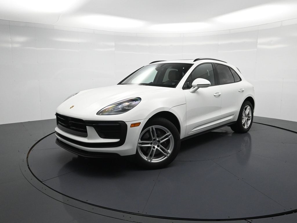 2023 Porsche Macan
