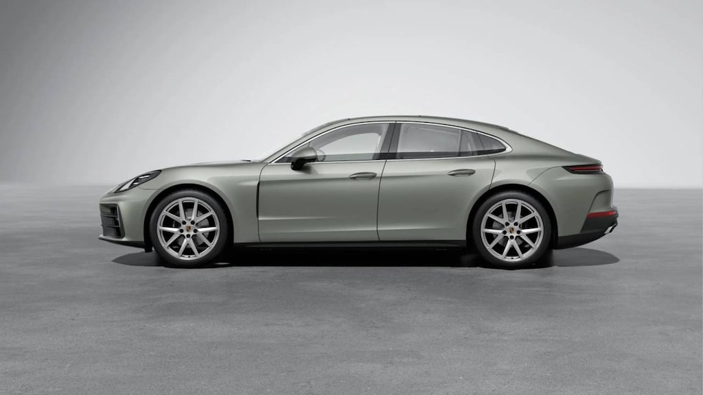 New 2026 Porsche Panamera 4 Hatchback