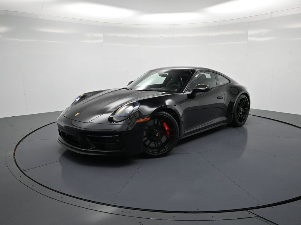 2022 Porsche 911 GTS's photo