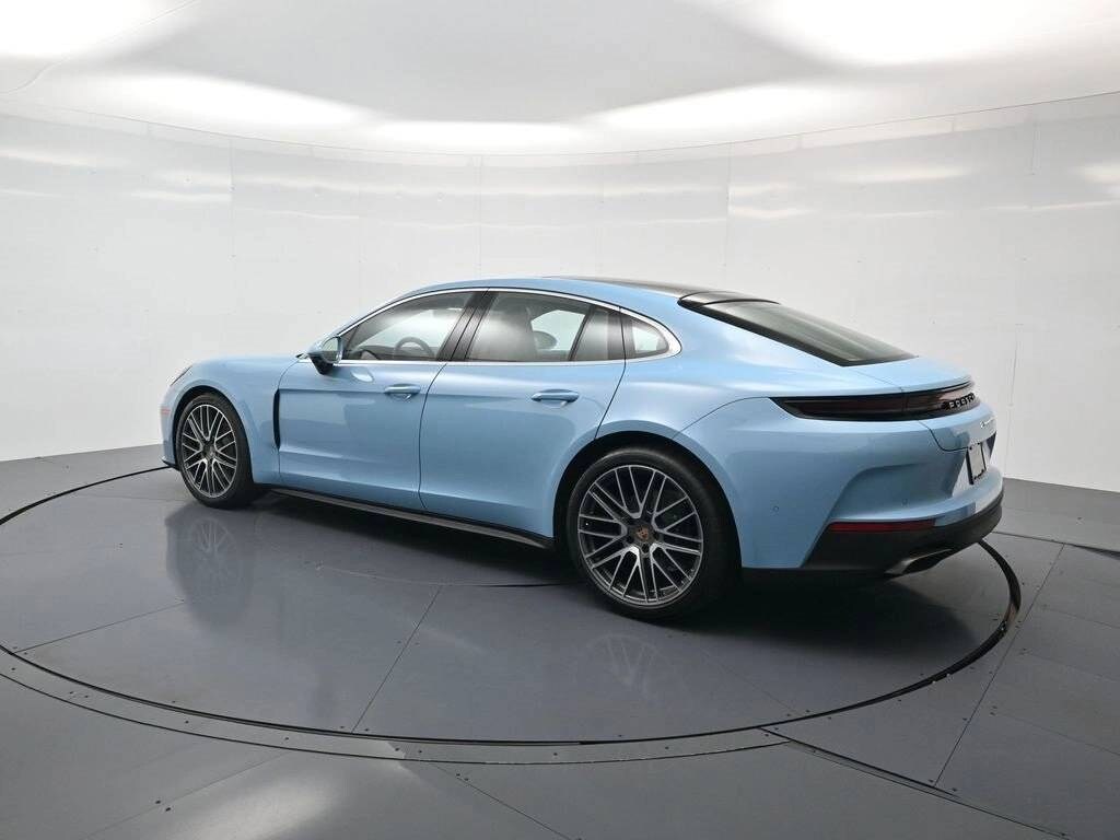 New 2026 Porsche Panamera 4 Hatchback