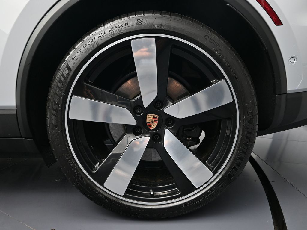 2026 Porsche Macan Base - Photo 26